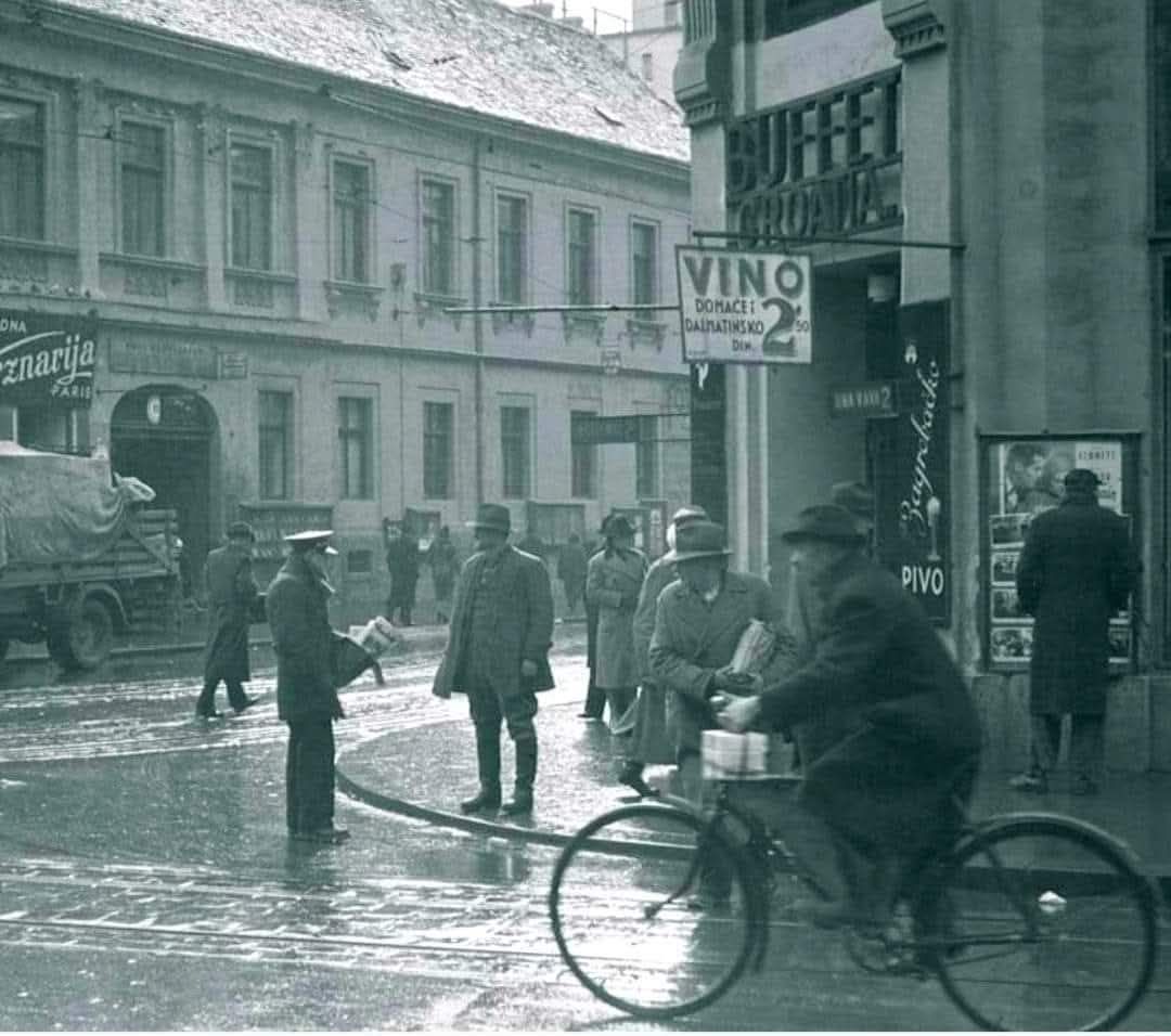 Ugao Ilice i Frankopanske 1938. godine fotkao Tošo Dabac